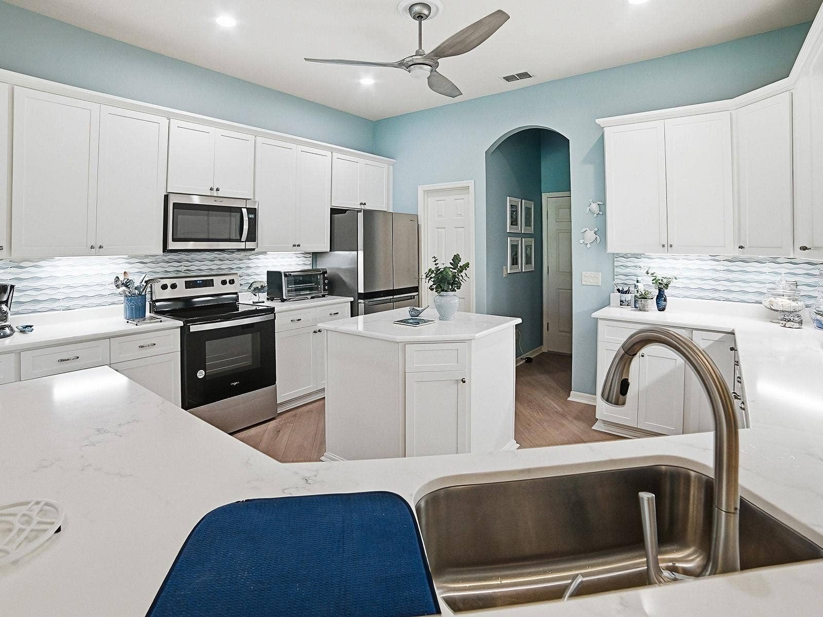 4818 SABLE RIDGE COURT, Leesburg, FL 34748 Kitchen