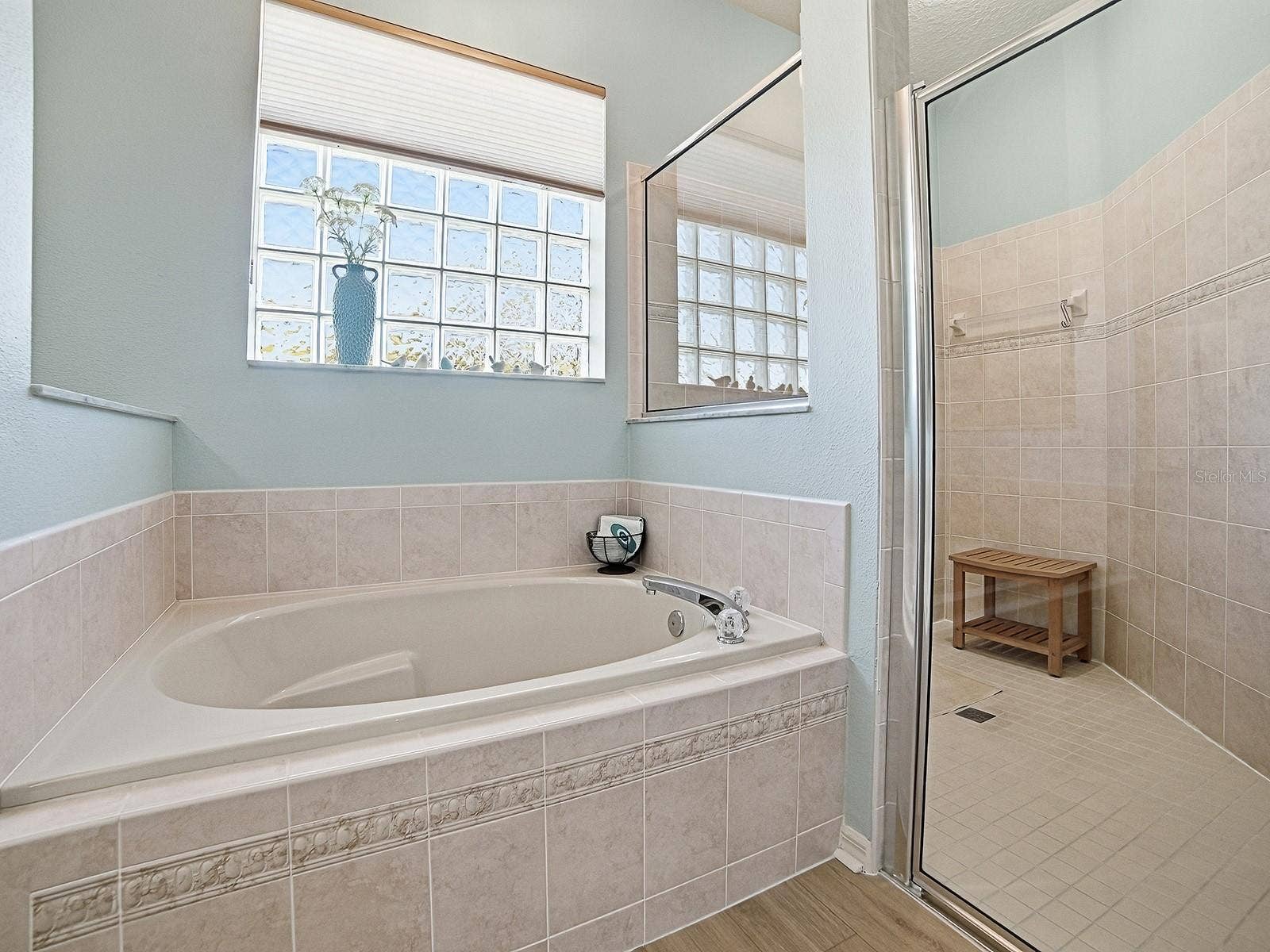 4818 SABLE RIDGE COURT, Leesburg, FL 34748 Owners Private Bathroom
