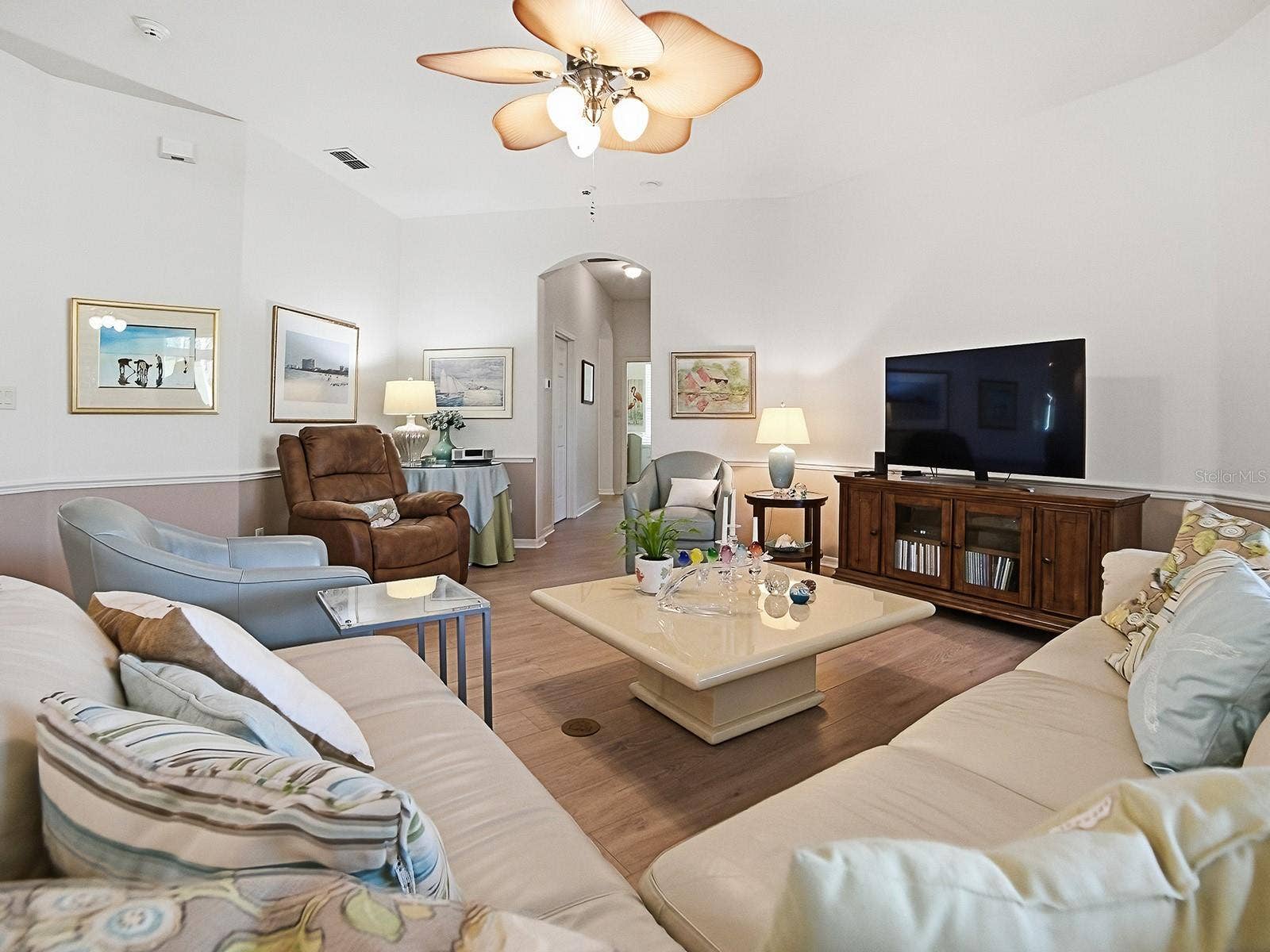 4818 SABLE RIDGE COURT, Leesburg, FL 34748 Great room. Open Floor Plan