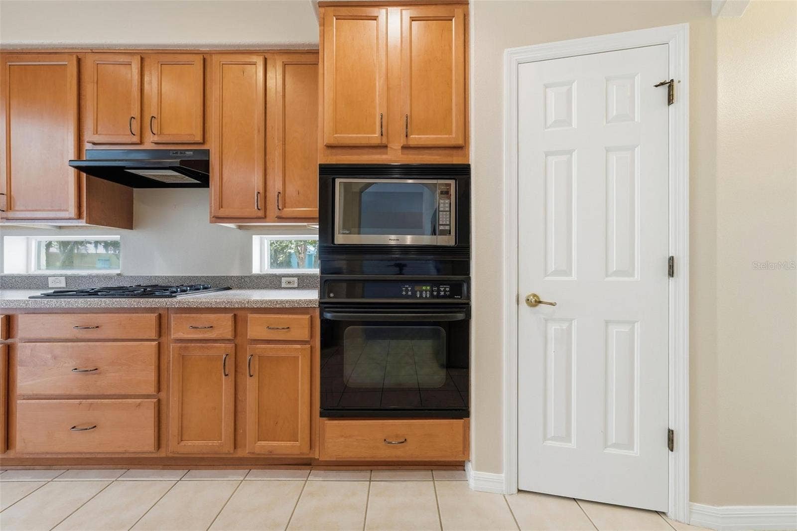 2852 CAPE HORN COURT, Tavares, FL 32778