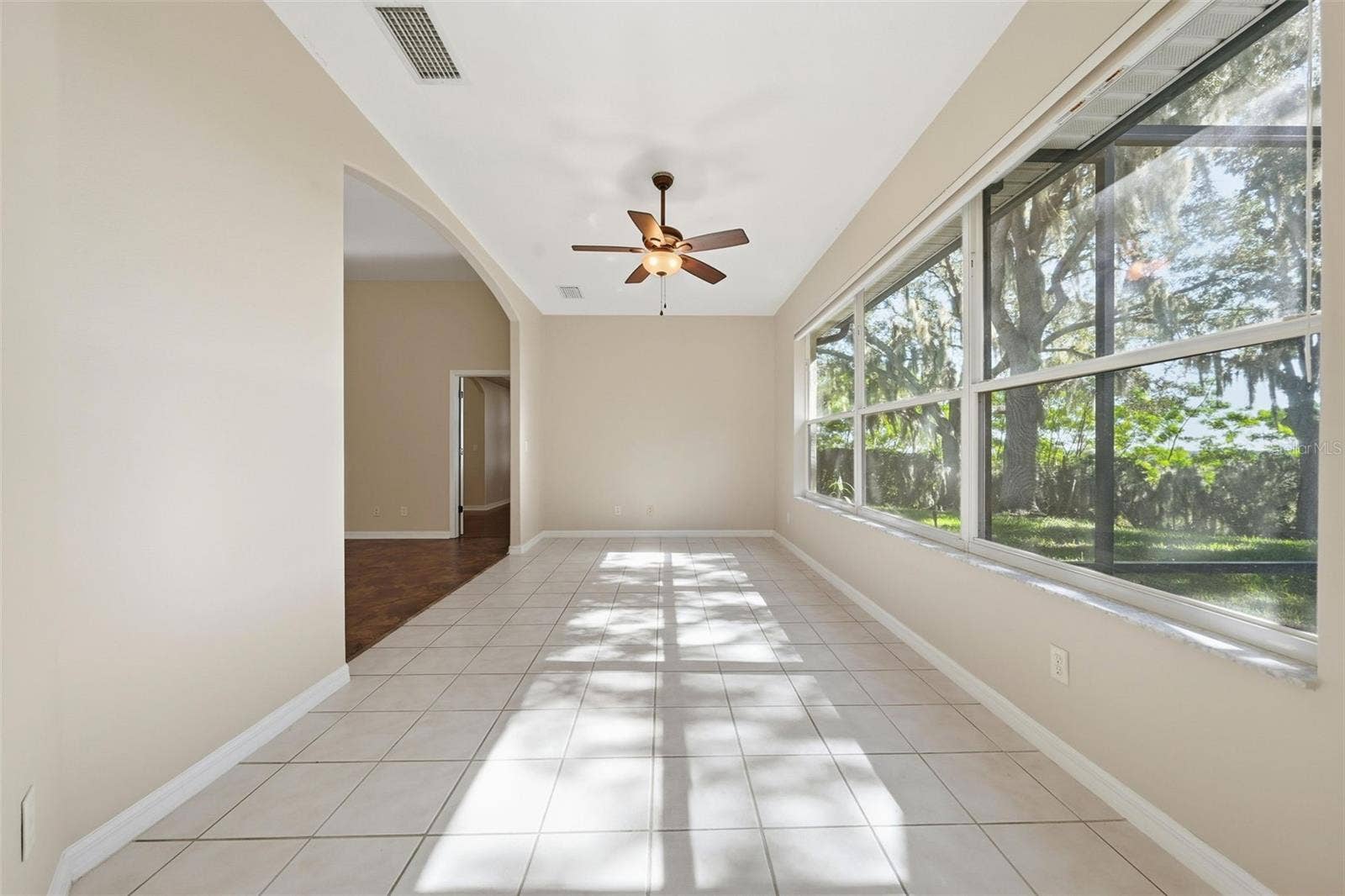 2852 CAPE HORN COURT, Tavares, FL 32778