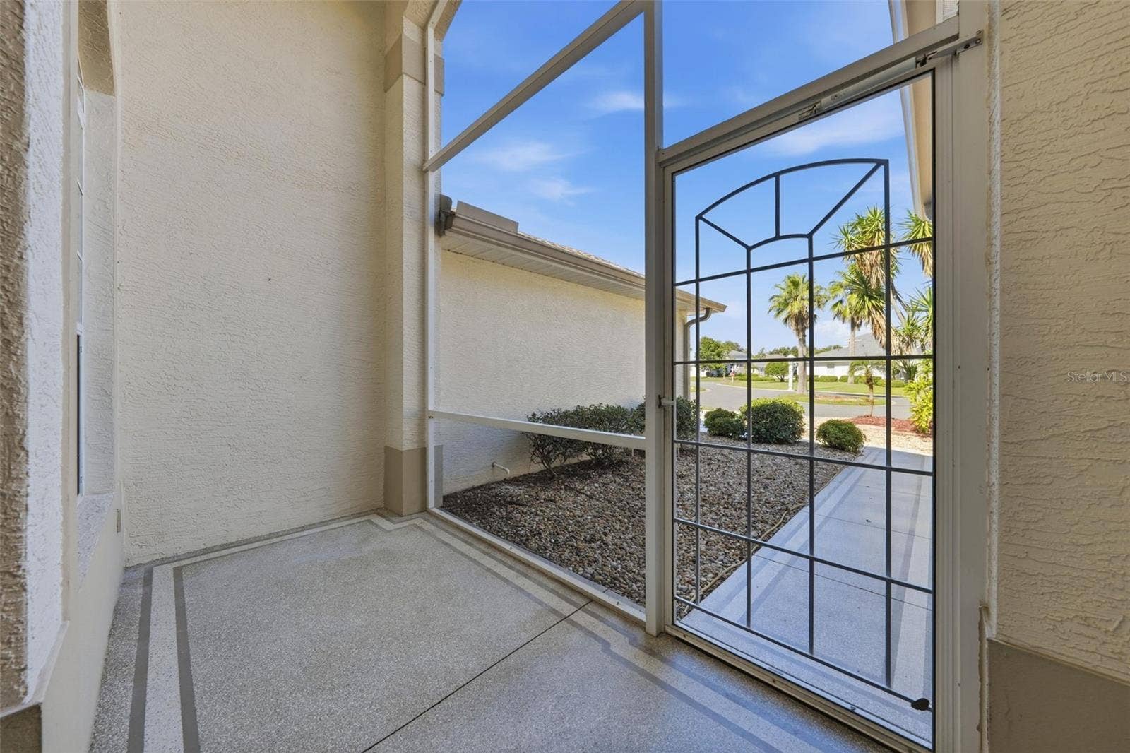 2852 CAPE HORN COURT, Tavares, FL 32778