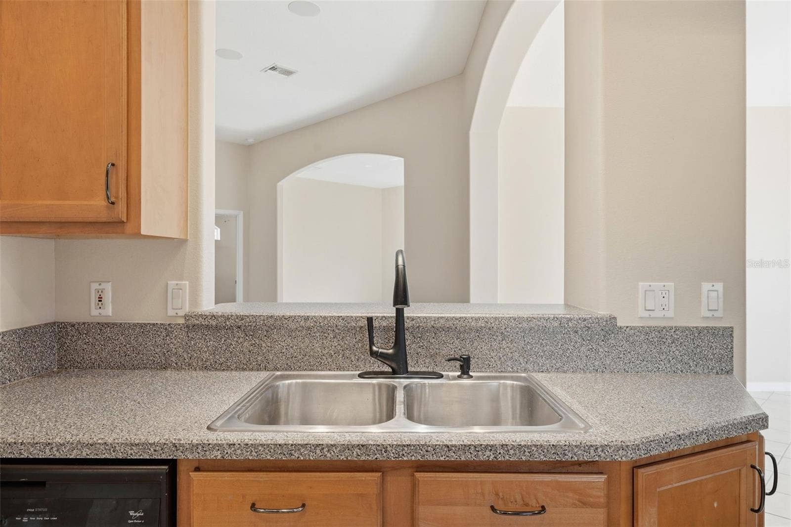 2852 CAPE HORN COURT, Tavares, FL 32778