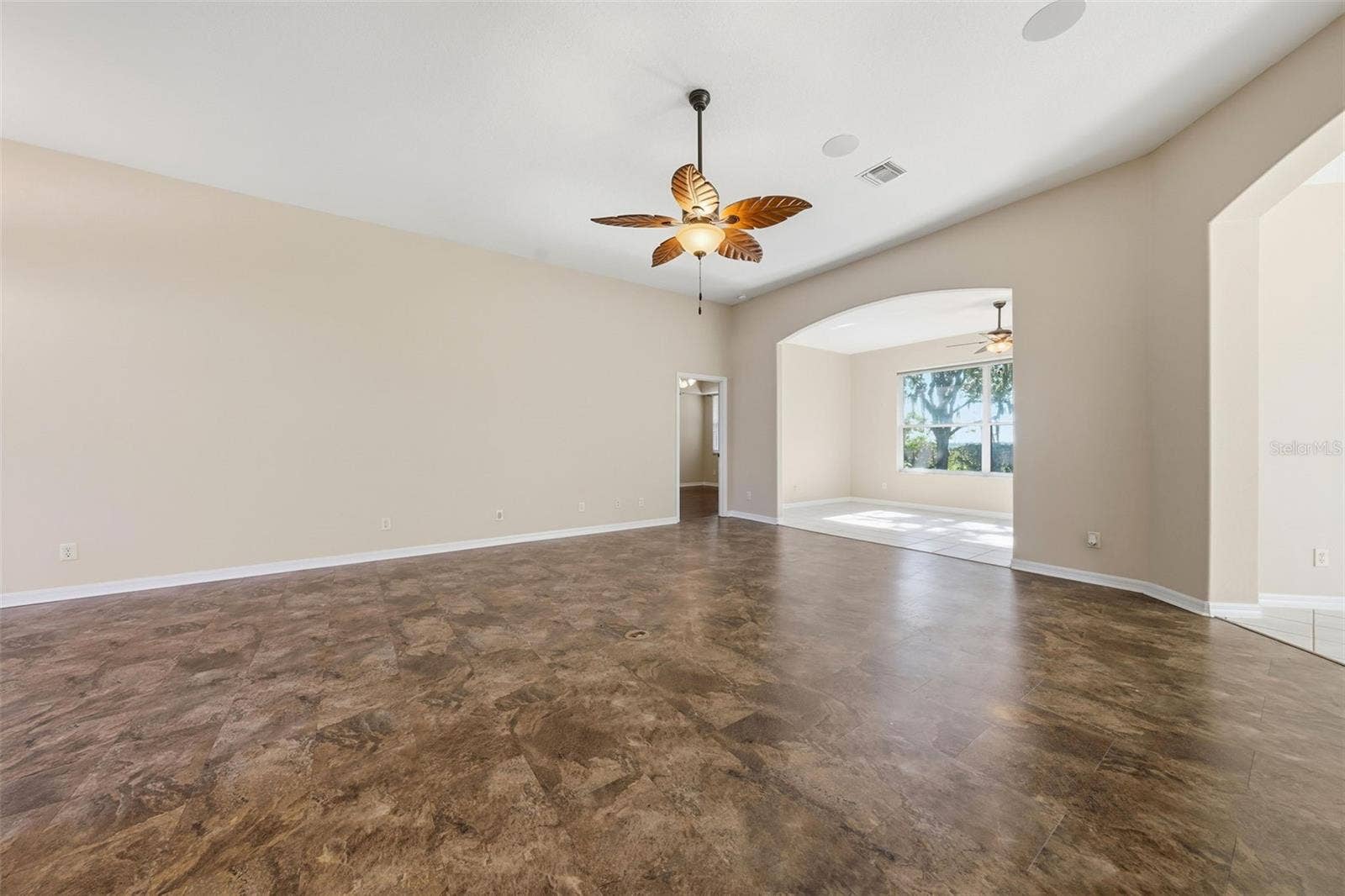 2852 CAPE HORN COURT, Tavares, FL 32778