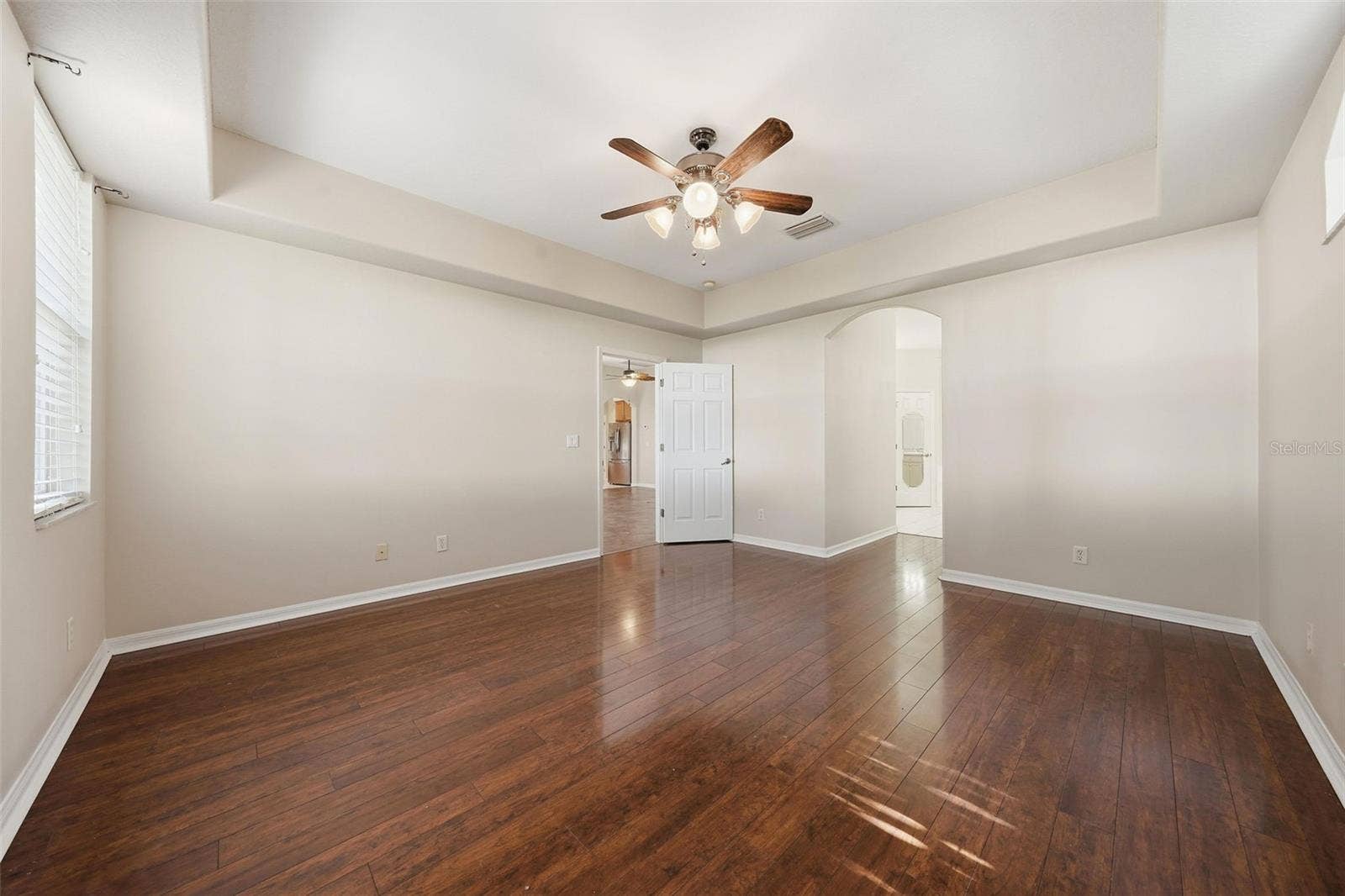 2852 CAPE HORN COURT, Tavares, FL 32778