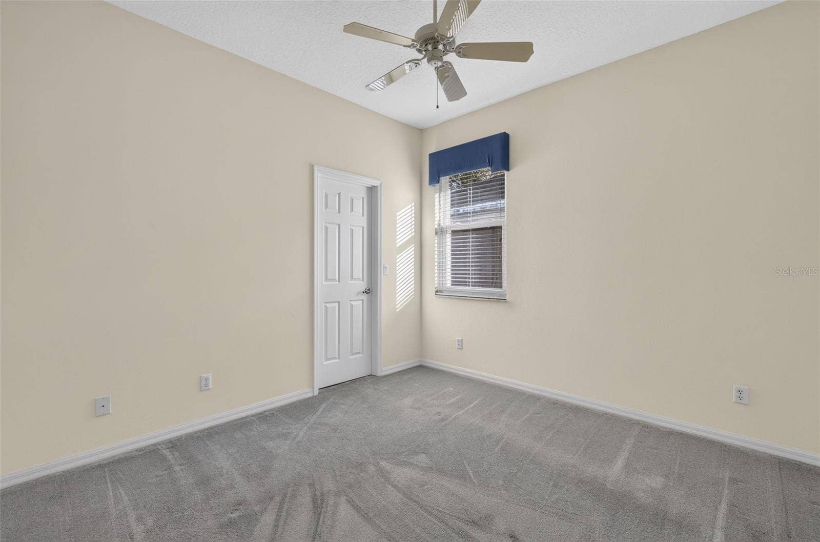 21848 ROYAL ST GEORGES LANE, Leesburg, FL 34748