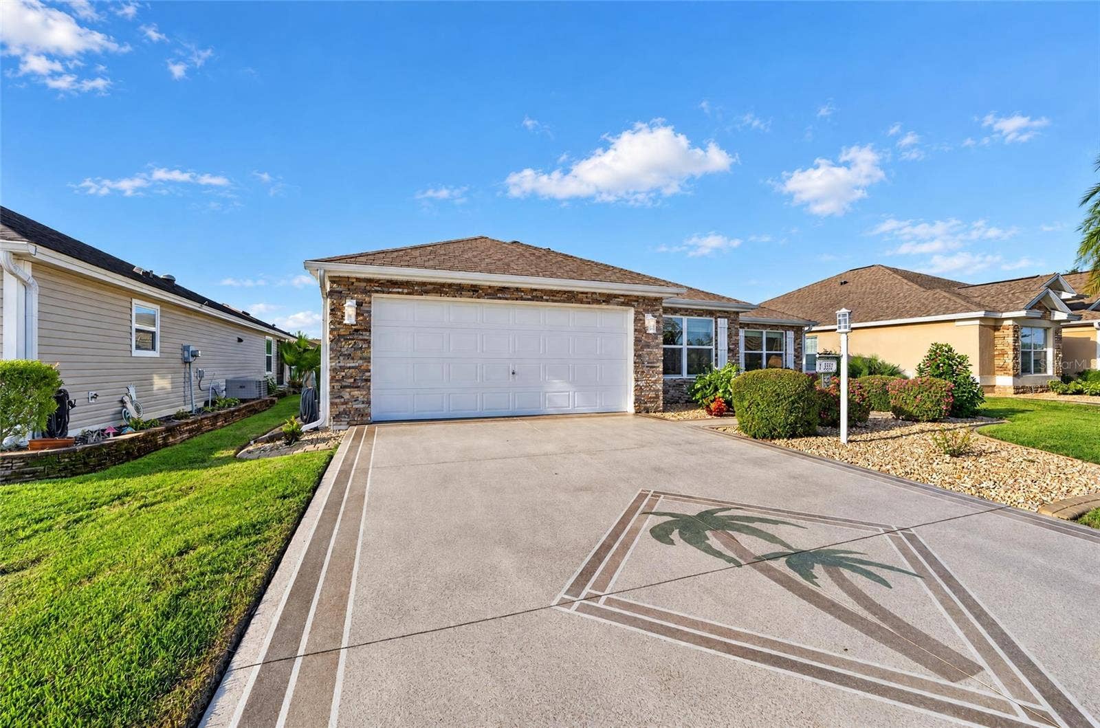 3552 WYNGATE PLACE, The Villages, FL 32163 Painted Driveway and Walkway