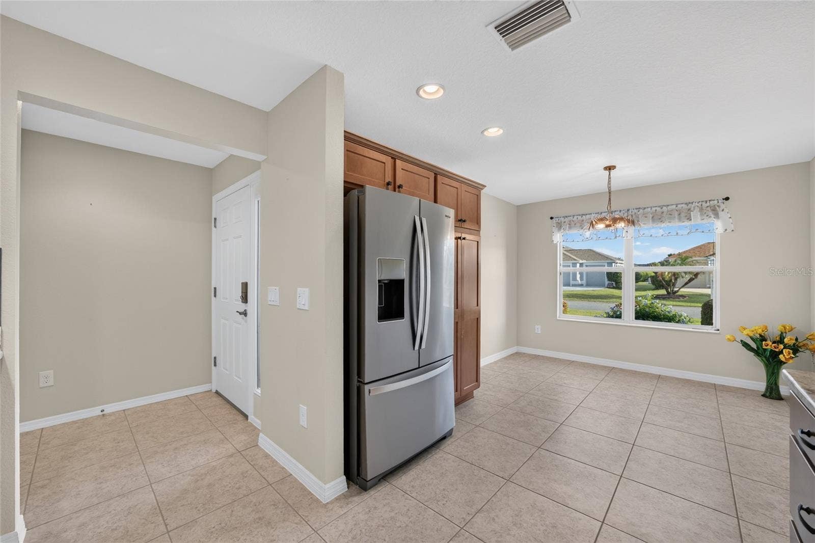 3552 WYNGATE PLACE, The Villages, FL 32163 Tile Flooring in Kitchen and Foyer