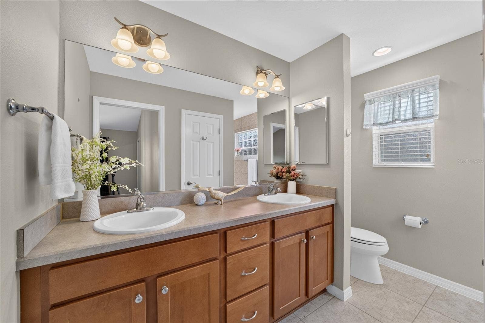 3552 WYNGATE PLACE, The Villages, FL 32163 Primary En-suite Bathroom