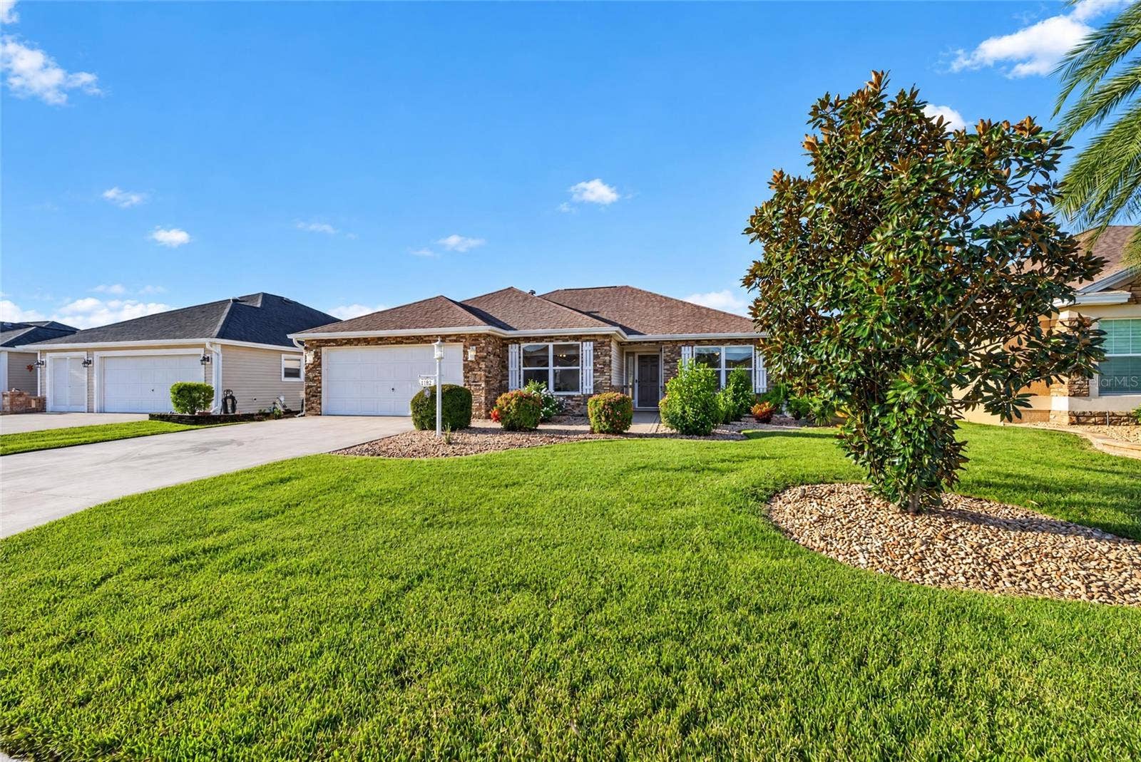 3552 WYNGATE PLACE, The Villages, FL 32163 3552 WYNGATE PLACE, The Villages, FL 32163