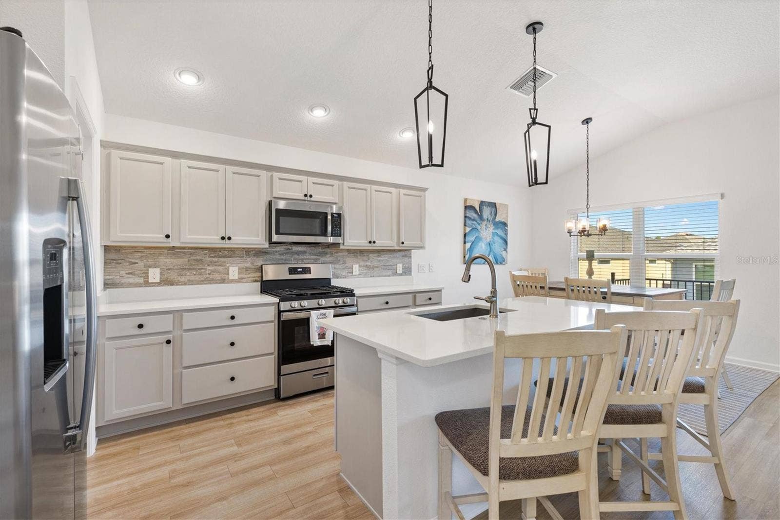 1613 MCLUCAS LANE, The Villages, FL 34762 1613 MCLUCAS LANE, The Villages, FL 34762