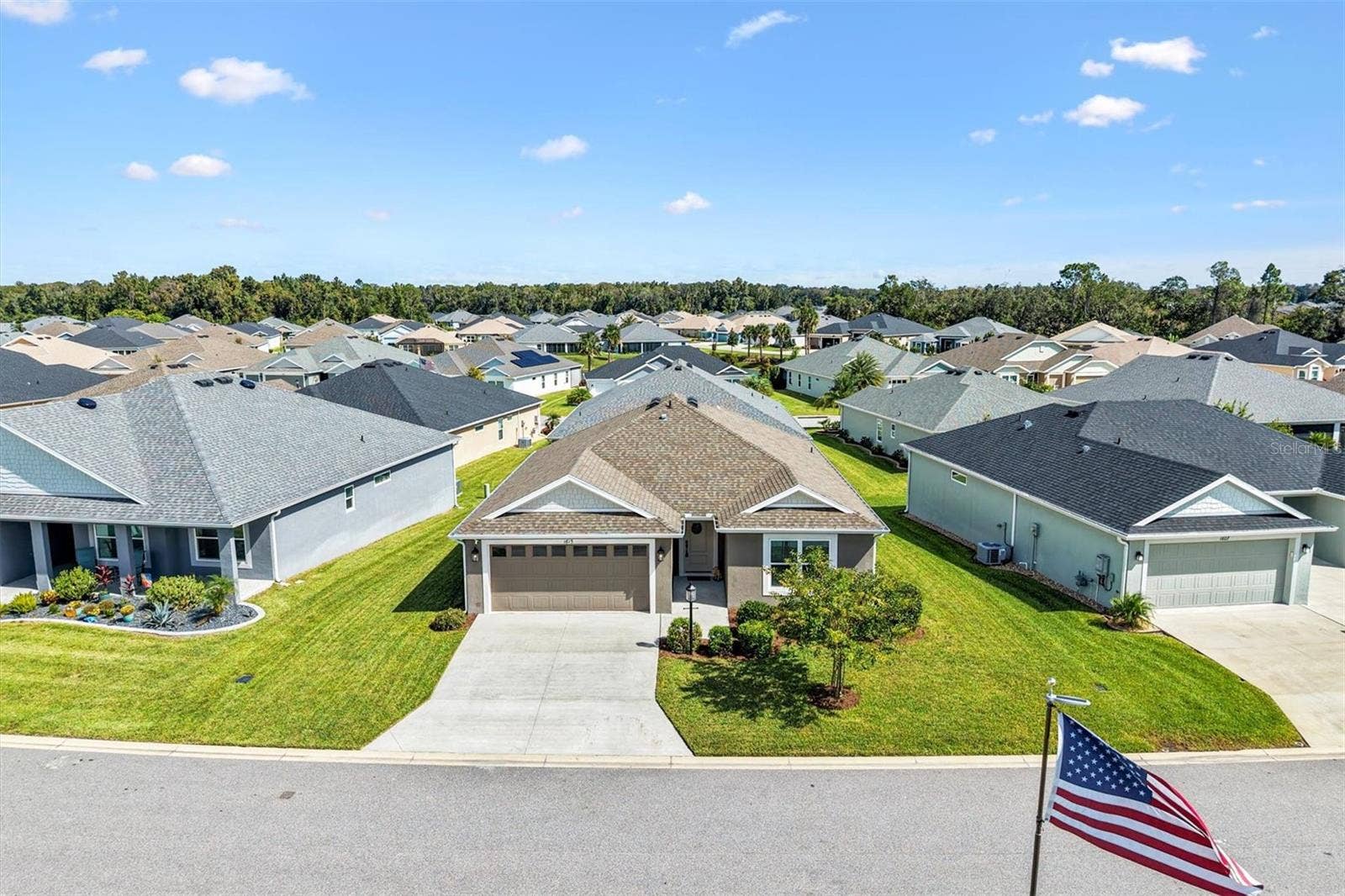 1613 MCLUCAS LANE, The Villages, FL 34762 1613 MCLUCAS LANE, The Villages, FL 34762