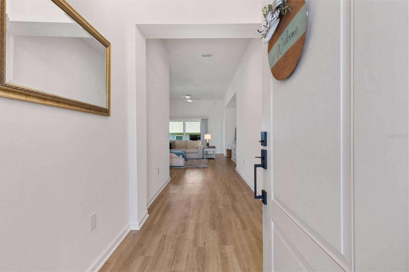 1613 MCLUCAS LANE, The Villages, FL 34762 Entrance Hall Way