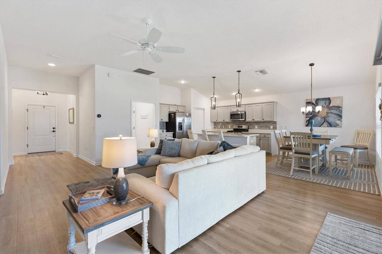 1613 MCLUCAS LANE, The Villages, FL 34762 1613 MCLUCAS LANE, The Villages, FL 34762