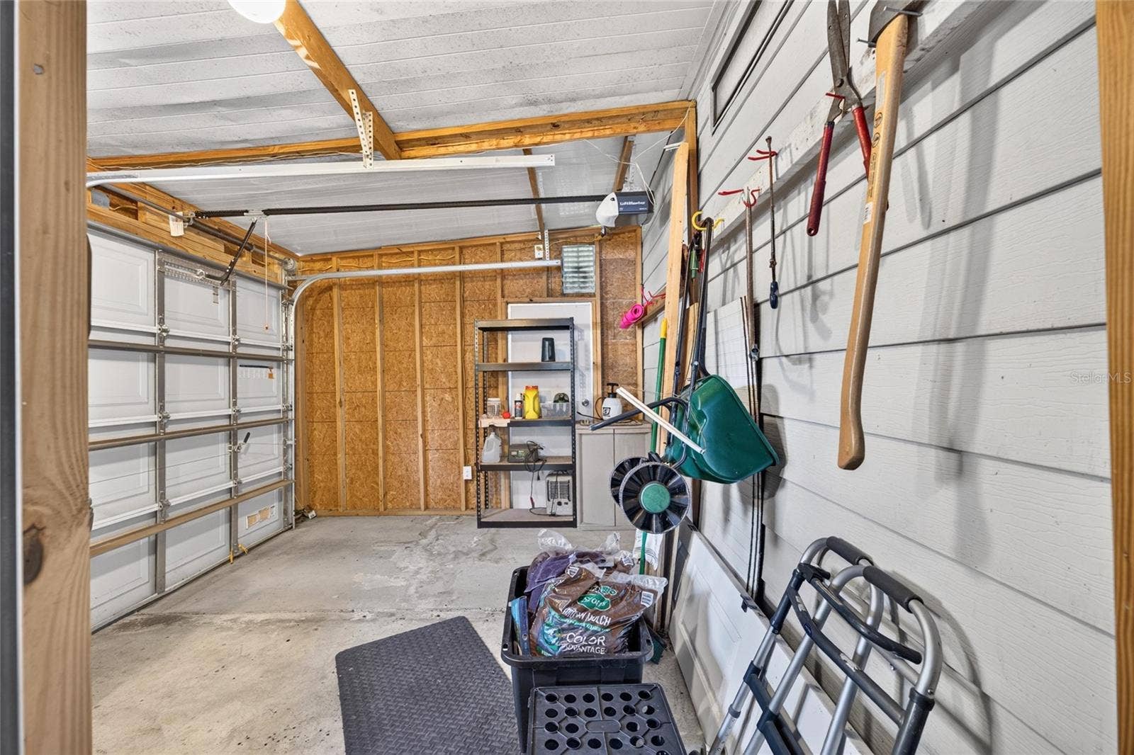 305 S TIMBER TRAIL, Wildwood, FL 34785 305 S TIMBER TRAIL, Wildwood, FL 34785