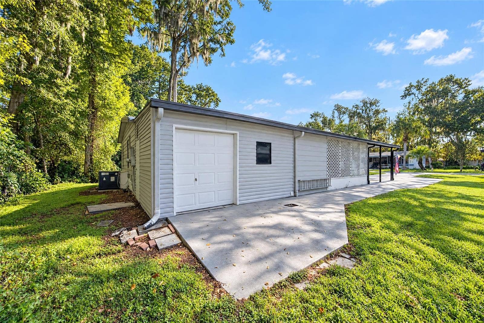 305 S TIMBER TRAIL, Wildwood, FL 34785 305 S TIMBER TRAIL, Wildwood, FL 34785