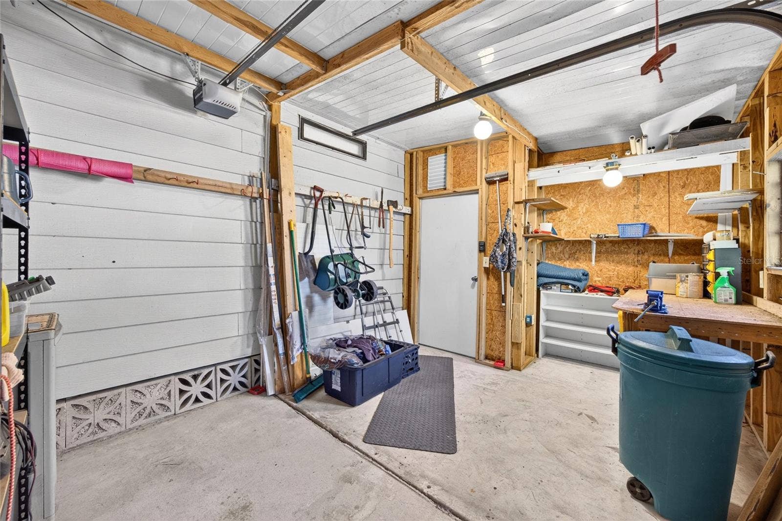 305 S TIMBER TRAIL, Wildwood, FL 34785 305 S TIMBER TRAIL, Wildwood, FL 34785