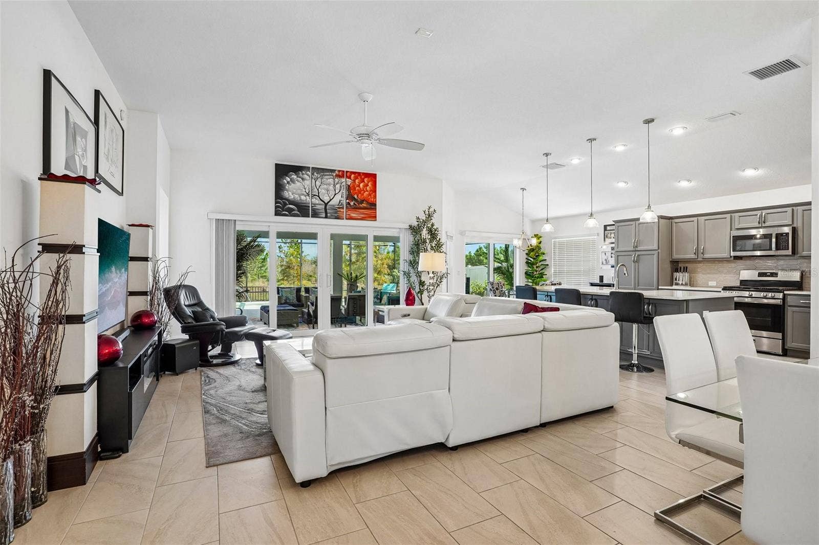 2227 LANDREA LOOP, The Villages, FL 32163