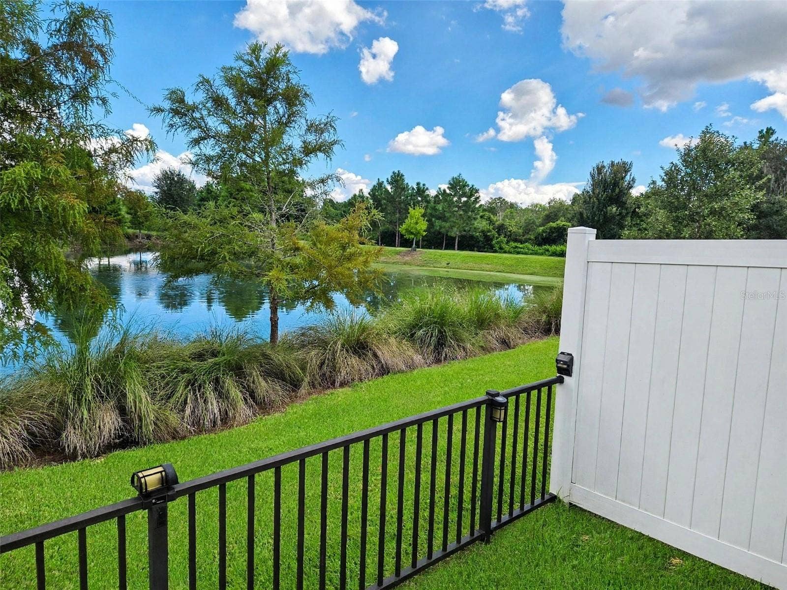 2227 LANDREA LOOP, The Villages, FL 32163