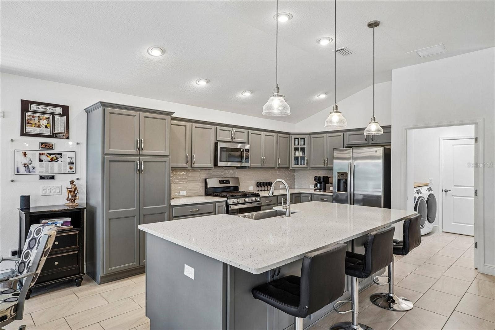 2227 LANDREA LOOP, The Villages, FL 32163