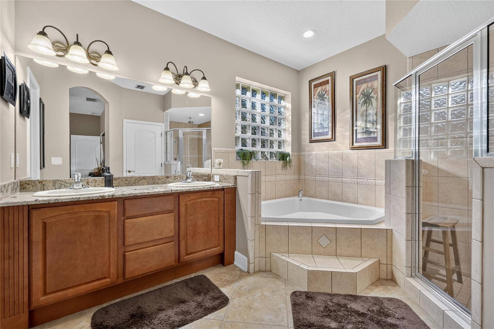 42626 ROYAL TRAILS ROAD, Eustis, FL 32736 Primary Bathroom