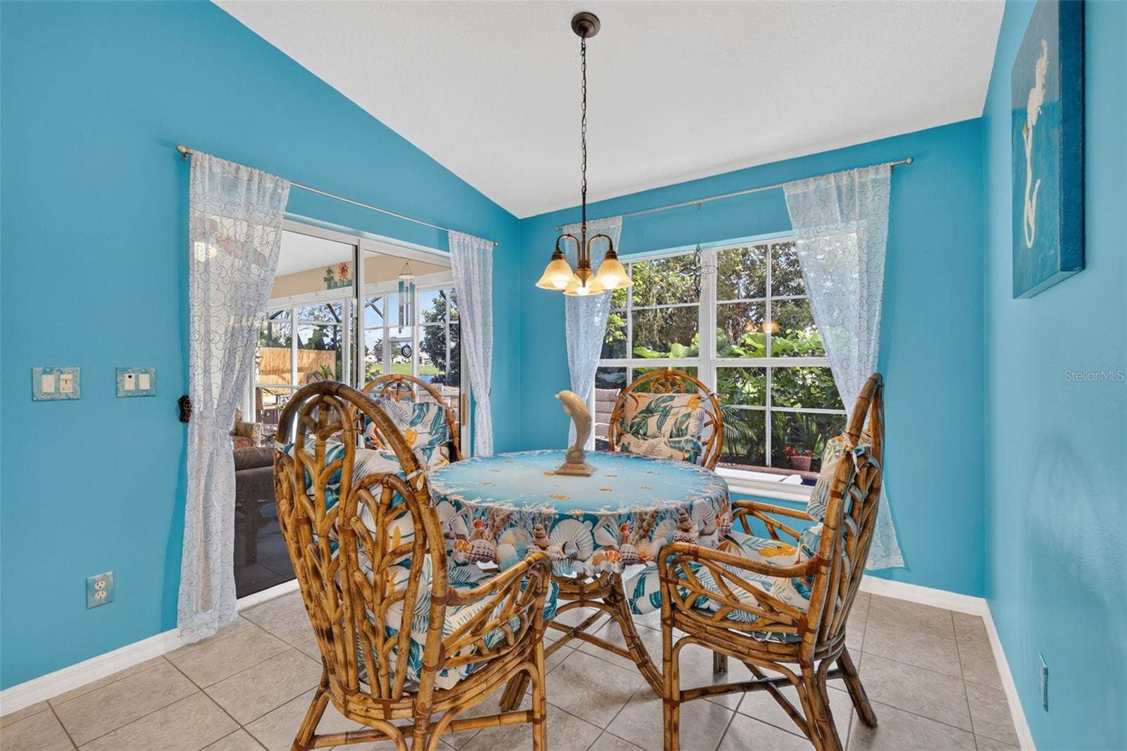 6121 HUNTERS RIDGE AVENUE, Leesburg, FL 34748 6121 HUNTERS RIDGE AVENUE, Leesburg, FL 34748