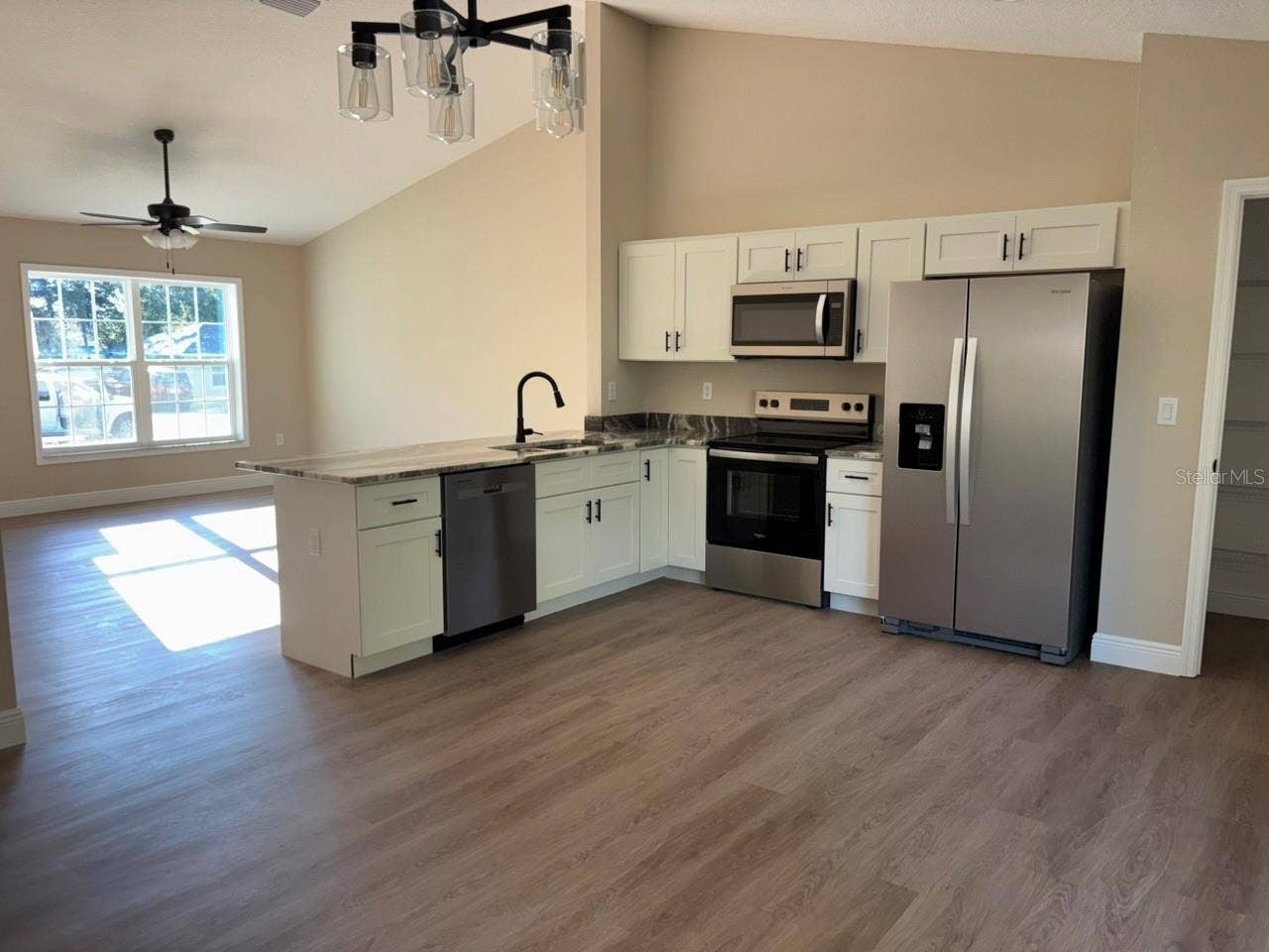 8122 N GALENA AVENUE, Dunnellon, FL 34434
