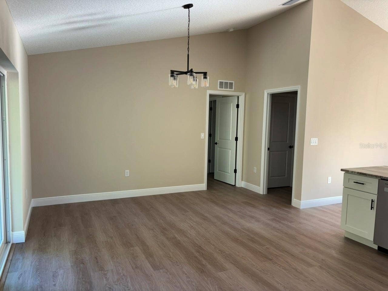 8122 N GALENA AVENUE, Dunnellon, FL 34434
