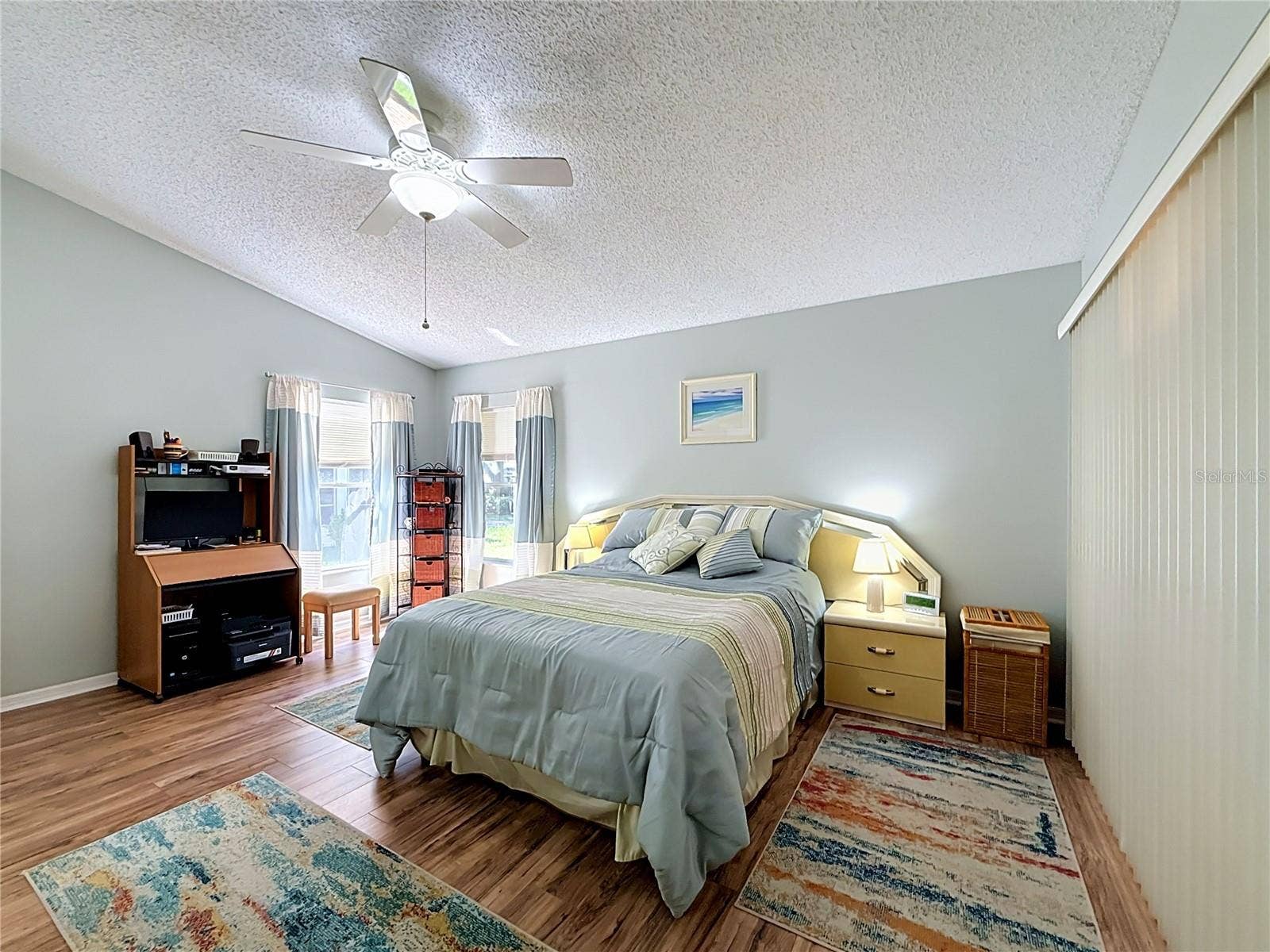 Main BEdroom