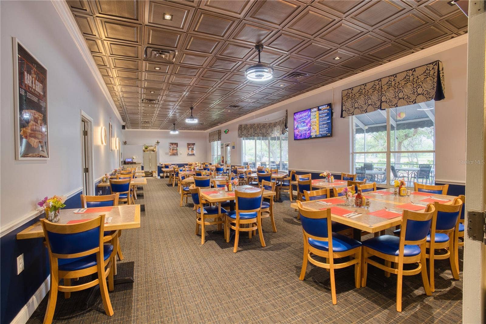 Oaks Restaurant