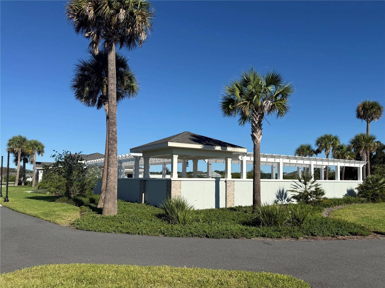 614 LAKE CREEK CIRCLE, The Villages, FL 34762 614 LAKE CREEK CIRCLE, The Villages, FL 34762