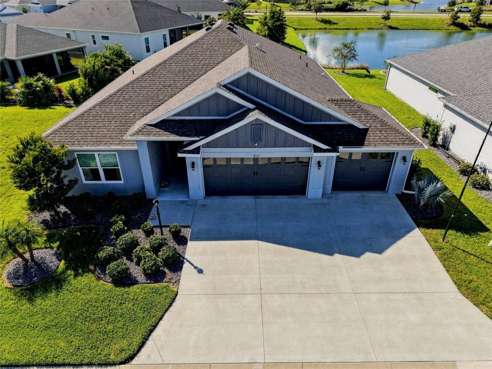 614 LAKE CREEK CIRCLE, The Villages, FL 34762 Front