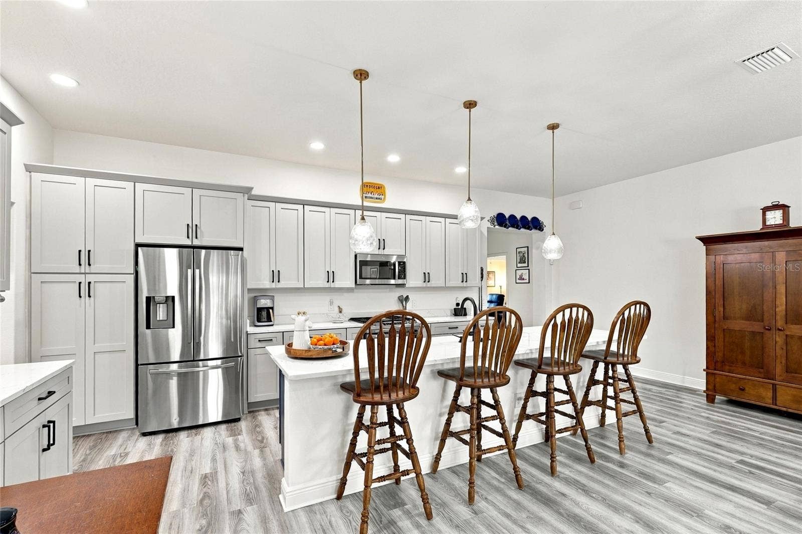 614 LAKE CREEK CIRCLE, The Villages, FL 34762 614 LAKE CREEK CIRCLE, The Villages, FL 34762