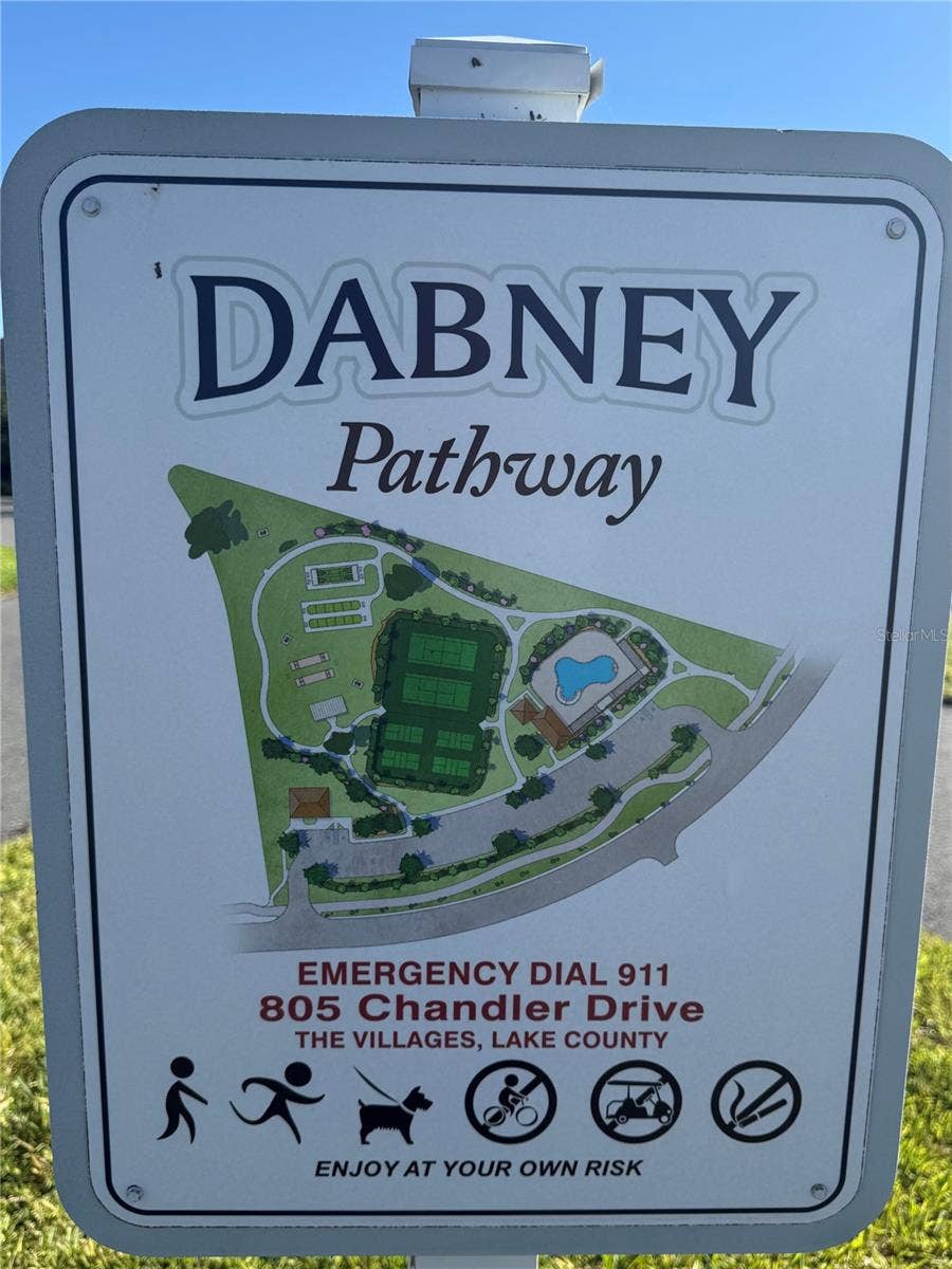 614 LAKE CREEK CIRCLE, The Villages, FL 34762 614 LAKE CREEK CIRCLE, The Villages, FL 34762