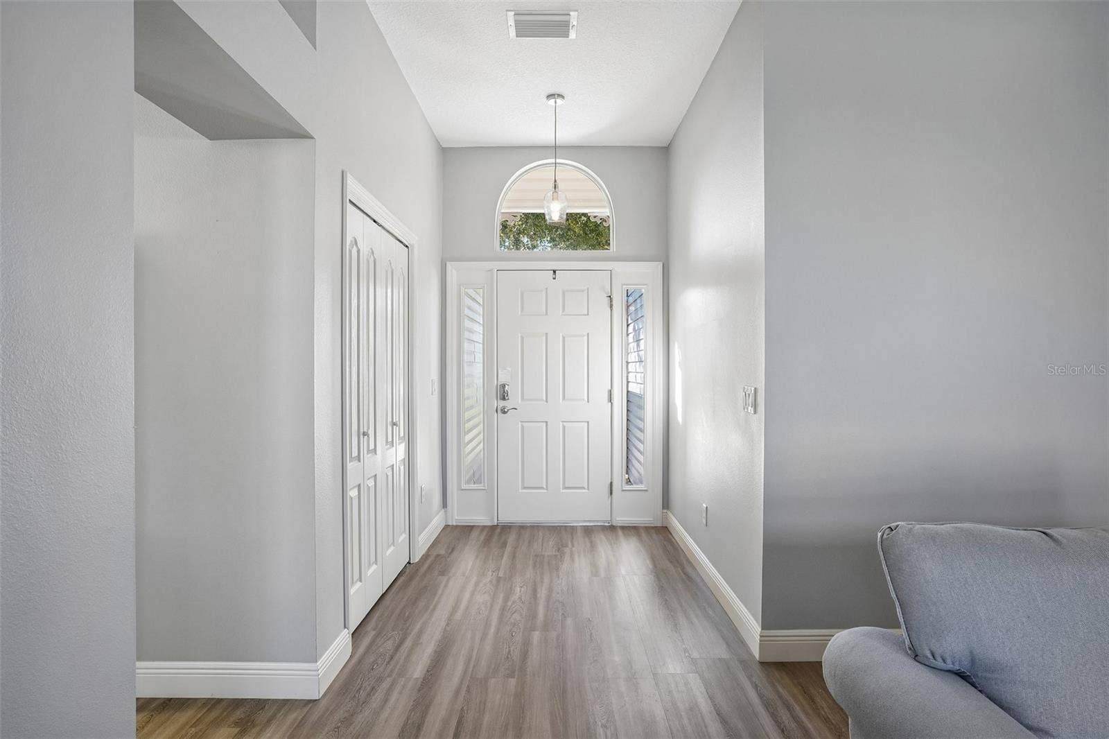 1897 CARYLE LANE, The Villages, FL 32162 Foyer