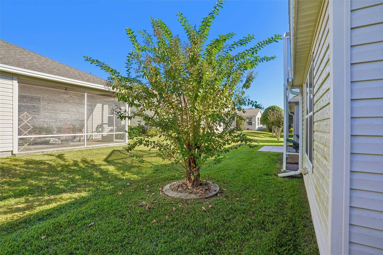 1897 CARYLE LANE, The Villages, FL 32162 1897 CARYLE LANE, The Villages, FL 32162