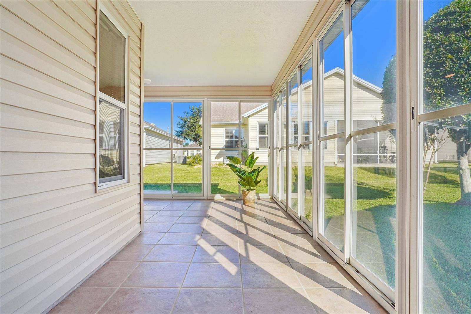 1897 CARYLE LANE, The Villages, FL 32162 L-Shaped Lanai