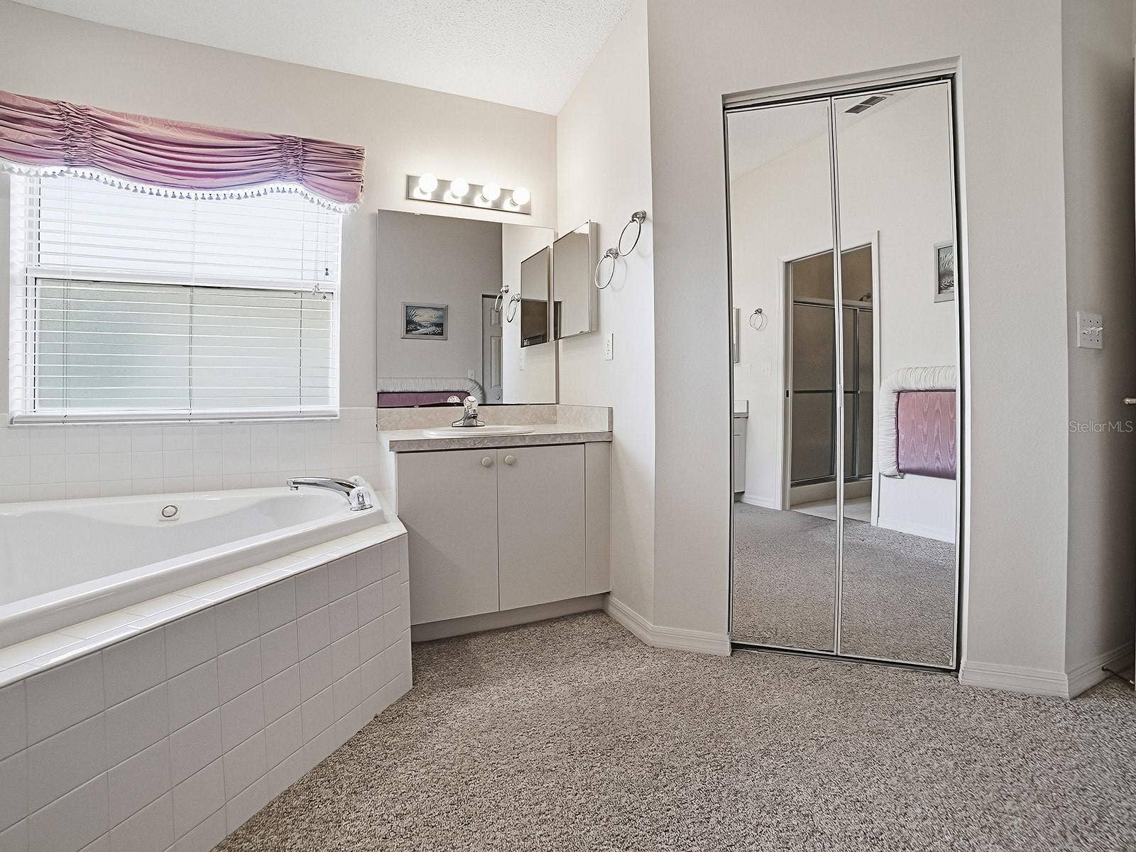 424 RANCHWOOD DRIVE, Leesburg, FL 34748 PRIMARY BATH