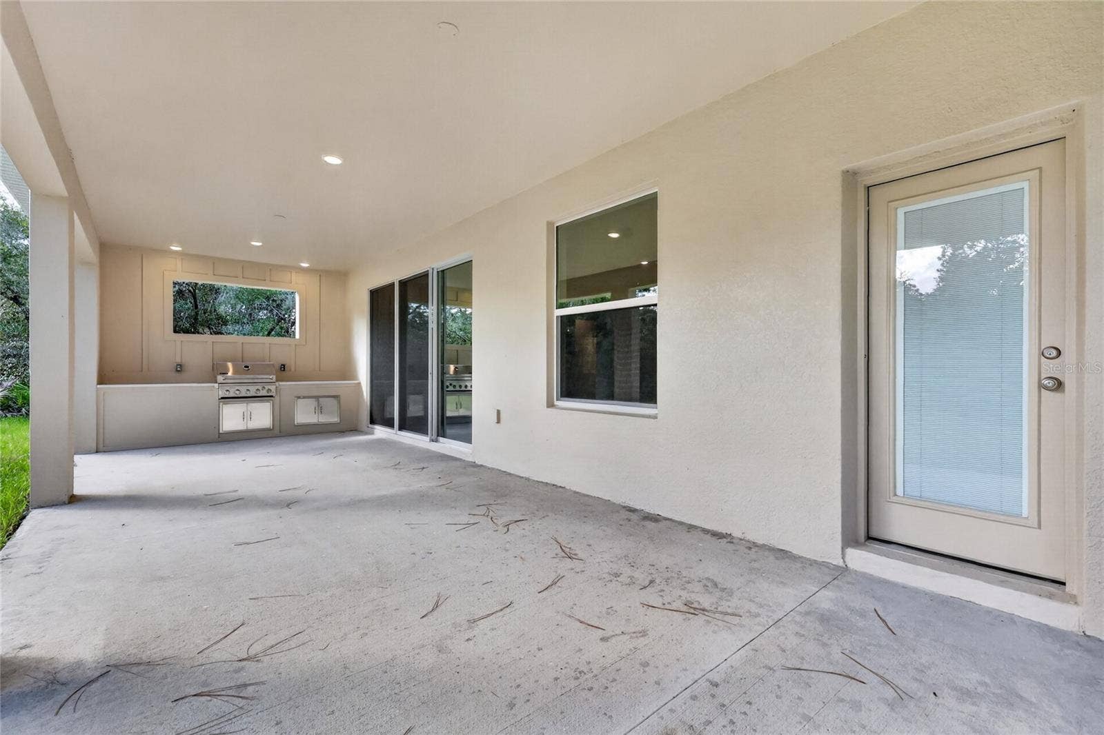 41428 ROYAL TRAILS ROAD, Eustis, FL 32736 Time to enjoy and have a party on the spacious back covered porch