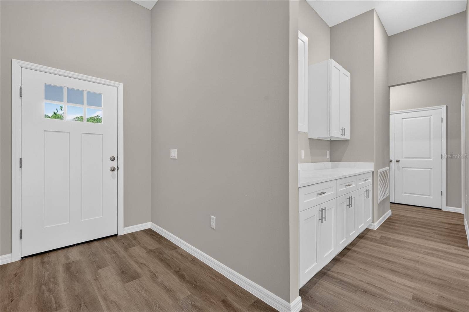 41428 ROYAL TRAILS ROAD, Eustis, FL 32736 View of front door and part of kitchen