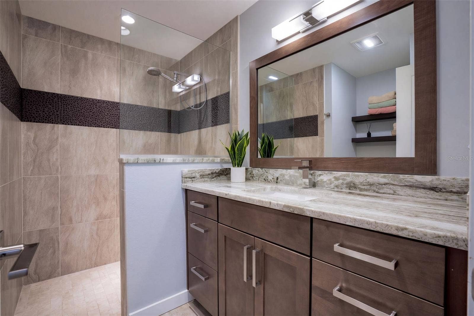1416 MOSSWOOD DRIVE, Leesburg, FL 34748 1416 MOSSWOOD DRIVE, Leesburg, FL 34748