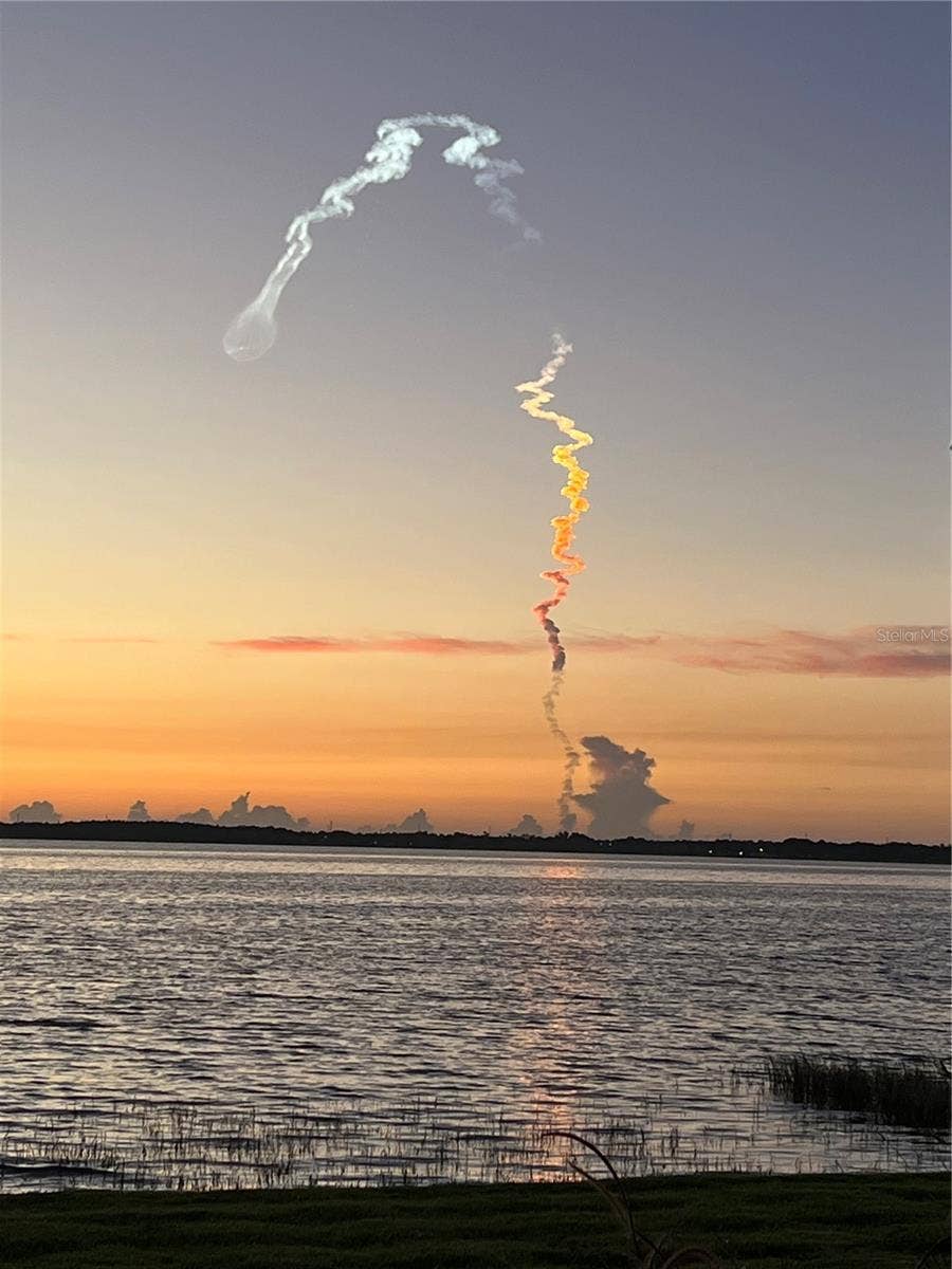 1416 MOSSWOOD DRIVE, Leesburg, FL 34748 rocket launches