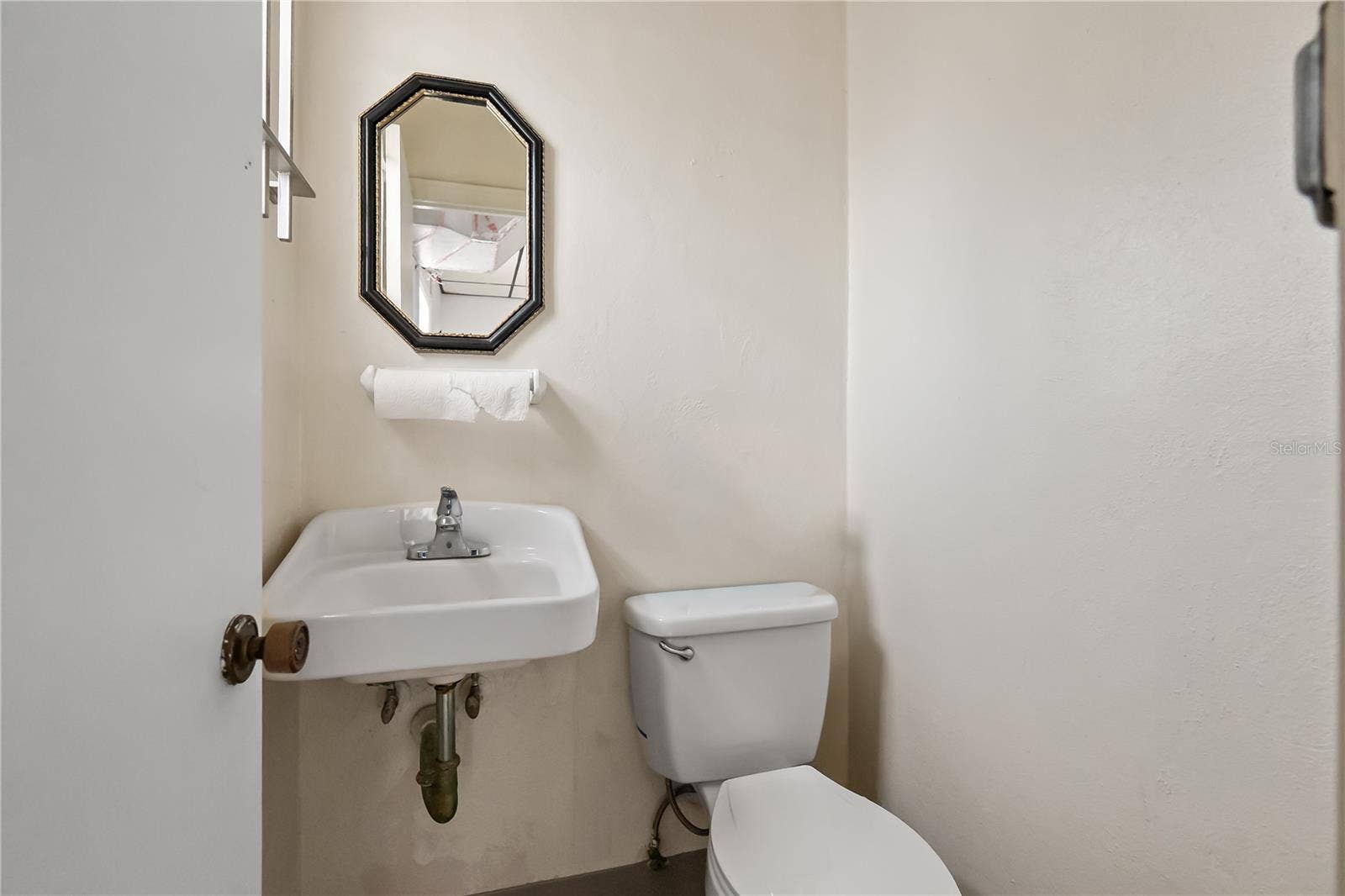 684 / 676 W MONTROSE STREET, #676, Clermont, FL 34711