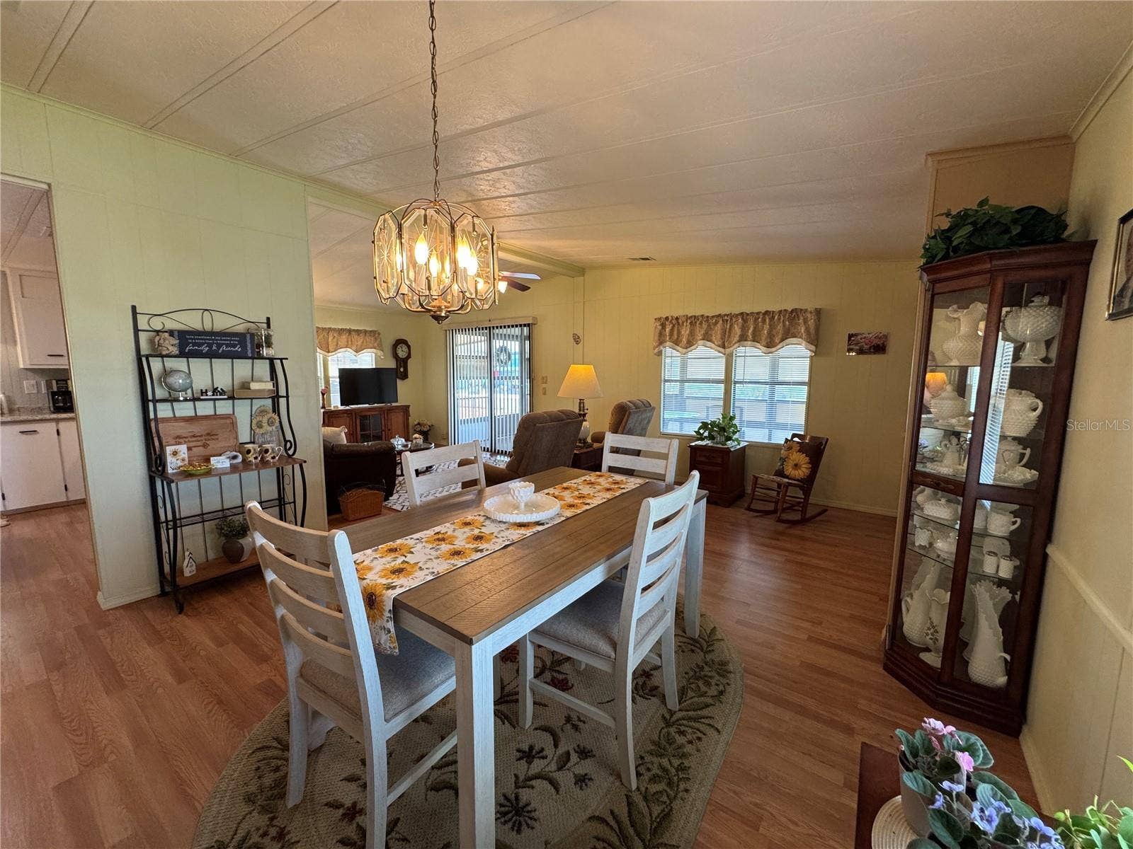 6733 KENSINGTON DRIVE NE, Winter Haven, FL 33881