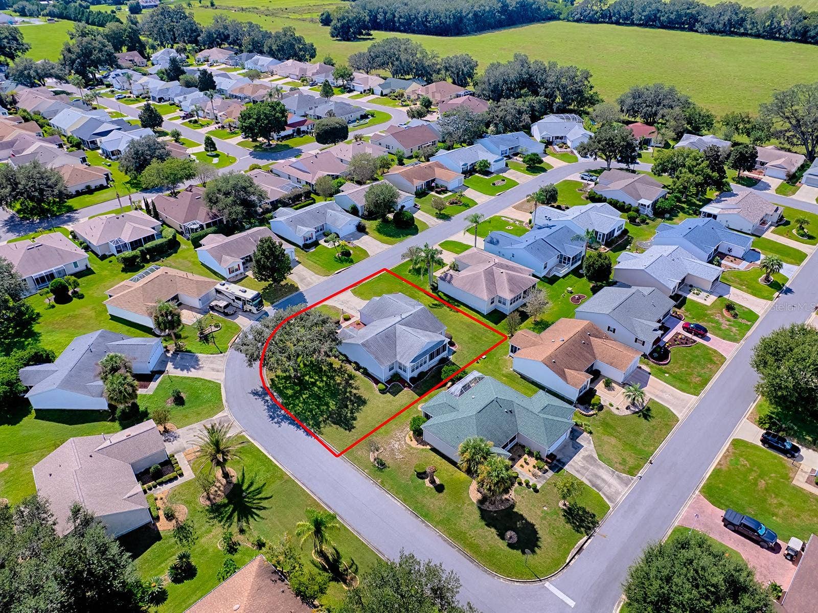 8060 SE 174TH BELHAVEN LOOP, The Villages, FL 32162 8060 SE 174TH BELHAVEN LOOP, The Villages, FL 32162