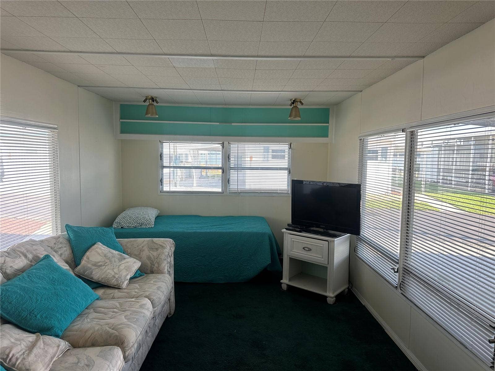 558 SINCLAIR CIRCLE, Tavares, FL 32778 558 SINCLAIR CIRCLE, Tavares, FL 32778