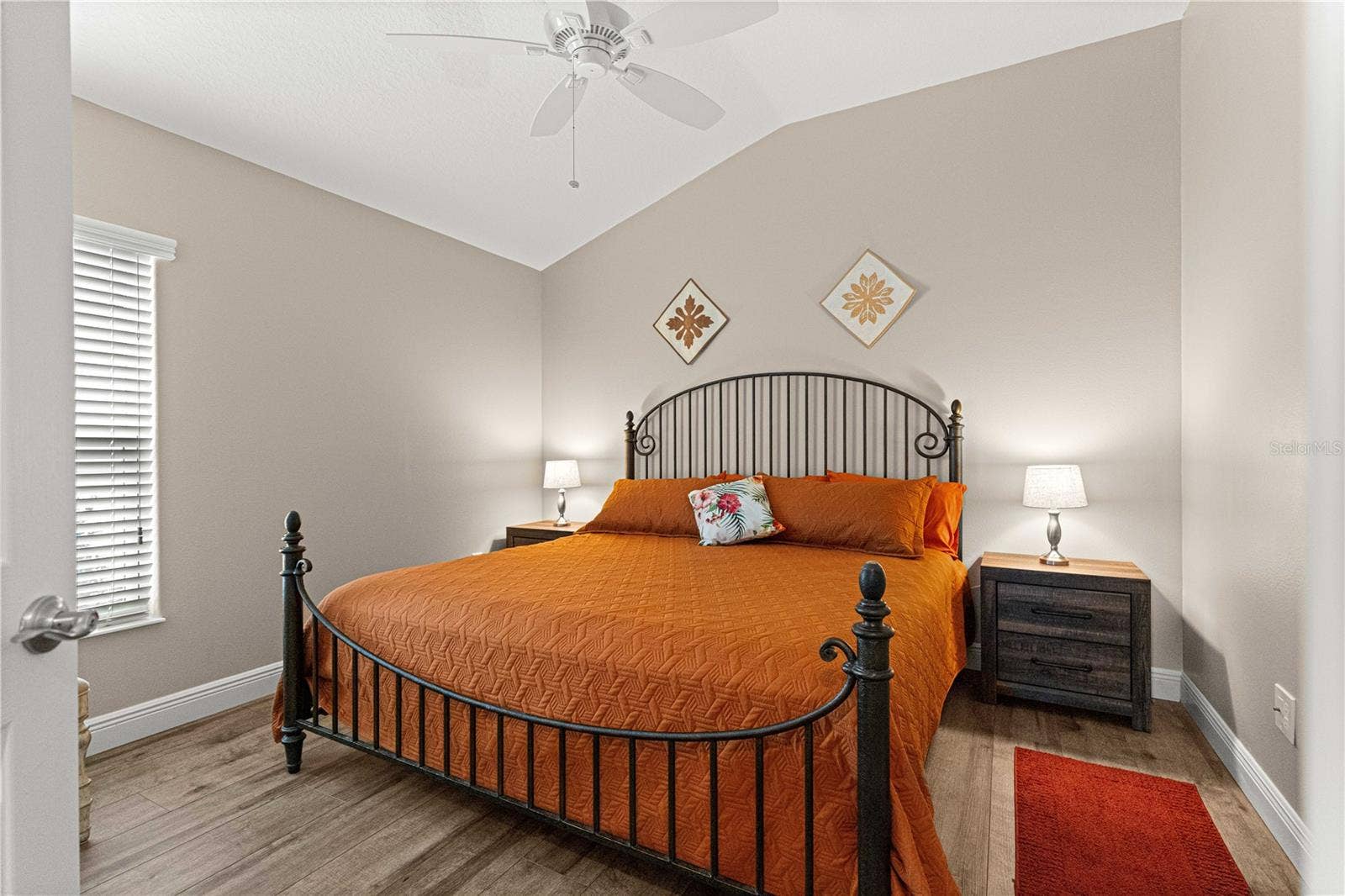 3rd guest room with large closet