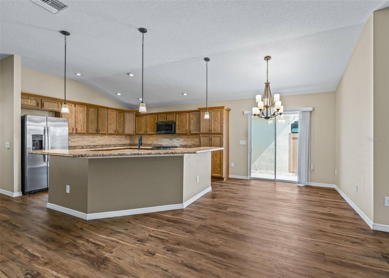 2414 NELLIE ROAD, The Villages, FL 32163 2414 NELLIE ROAD, The Villages, FL 32163