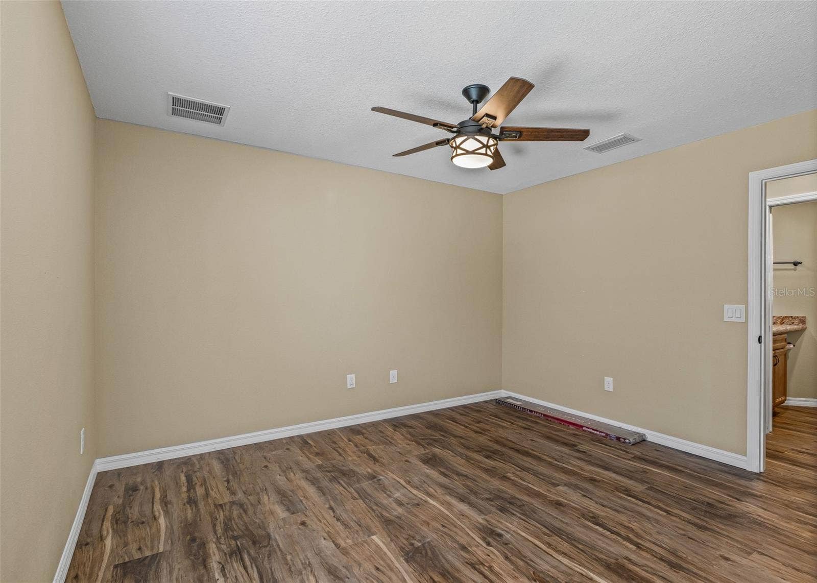 2414 NELLIE ROAD, The Villages, FL 32163 2414 NELLIE ROAD, The Villages, FL 32163