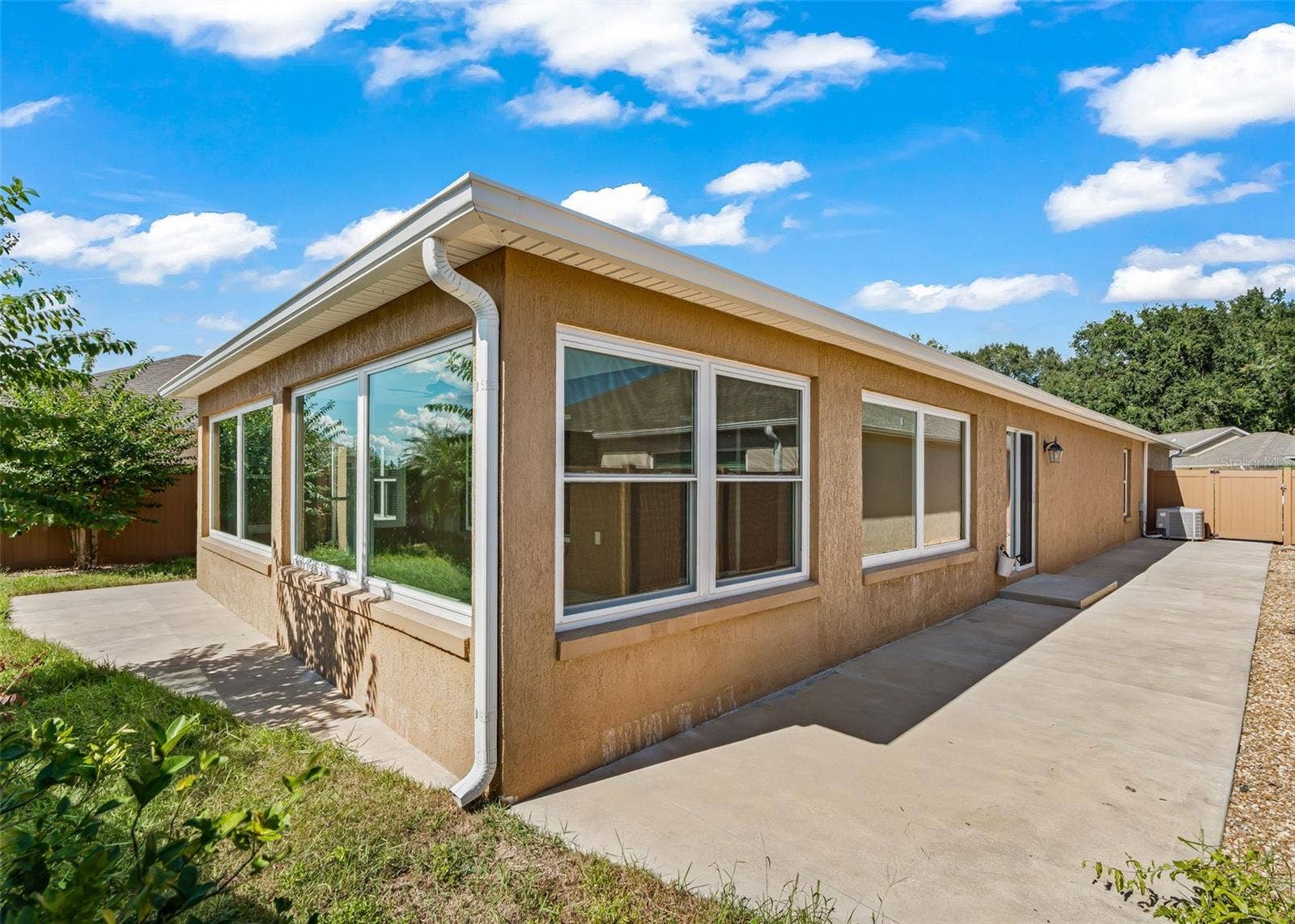 2414 NELLIE ROAD, The Villages, FL 32163 2414 NELLIE ROAD, The Villages, FL 32163